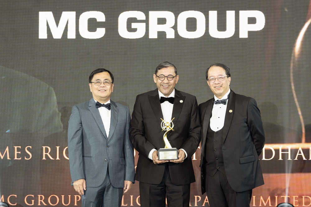 "แม็คกรุ๊ป" คว้ารางวัล MASTER ENTREPRENEUR AWARD   