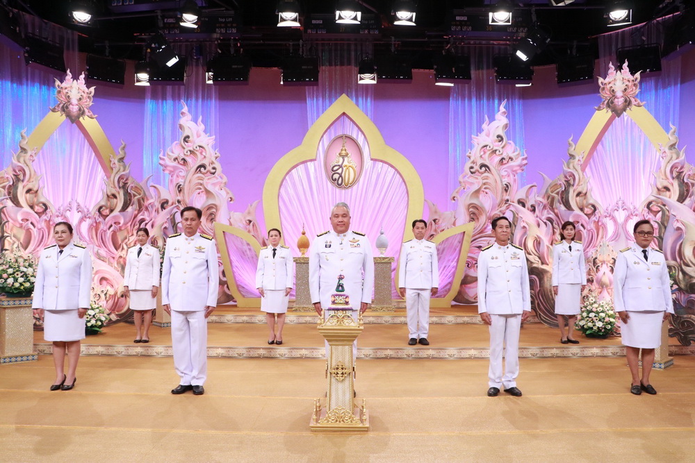 การเคหะแห่งชาติ นำทีมบันทึกเทปถวายพระพร     